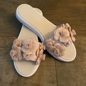 Nine West blush pink chunky slide size 8